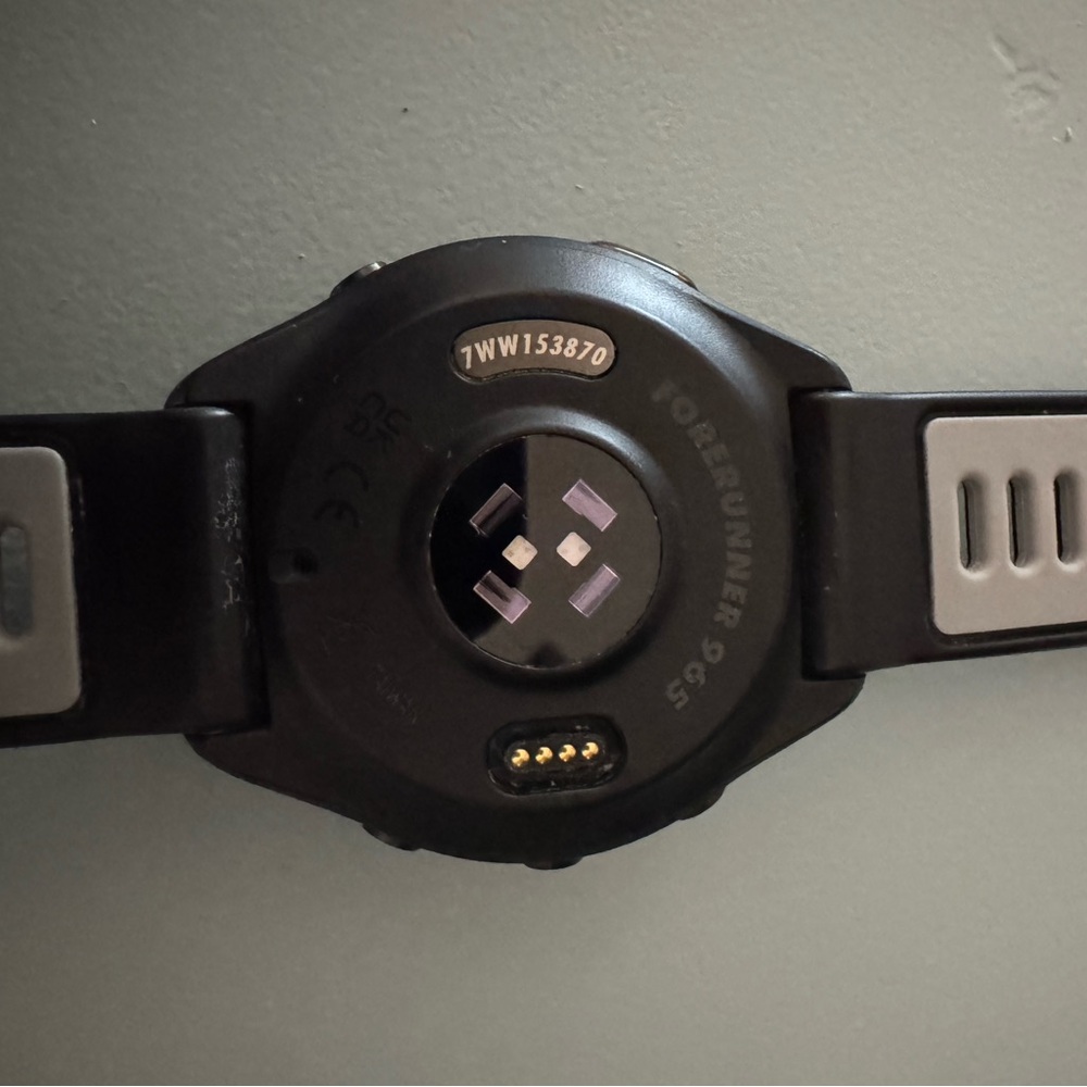 Garmin Forerunner 965 - Picture 2 of 3